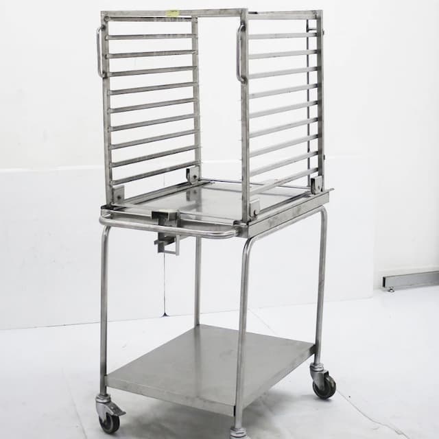 Тележка вкатная для теплового шкафа Alto Shaam в комплекте с подставкой для гастроемкостей (10, GN2/1) арт. УТ-00037347 (Восстановленное 1 шт)